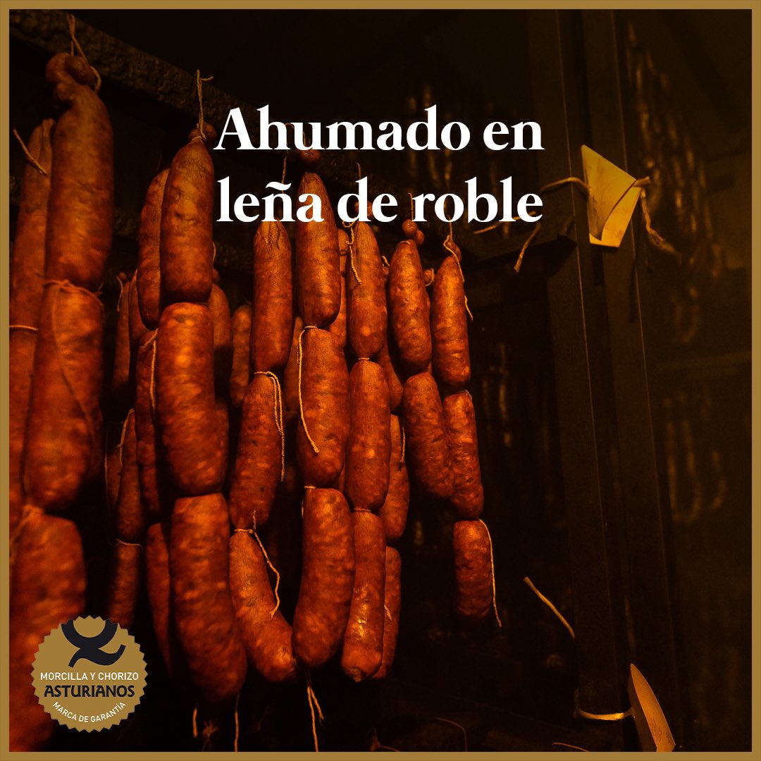 mycasturianos's tweet photo. ¡El imprescindible que hace que nuestros embutidos estén tan buenos! #Ahumar 🔥

#Asincar #MorcillayChorizoAsturianos 
#Asturias #ParaísoNatural 
#Consumelocal
#CosumeAlimentosdelParaíso
#AlimentosdelParaíso
#AsturiasParaísoNatural https://t.co/3YQvWMB9DF