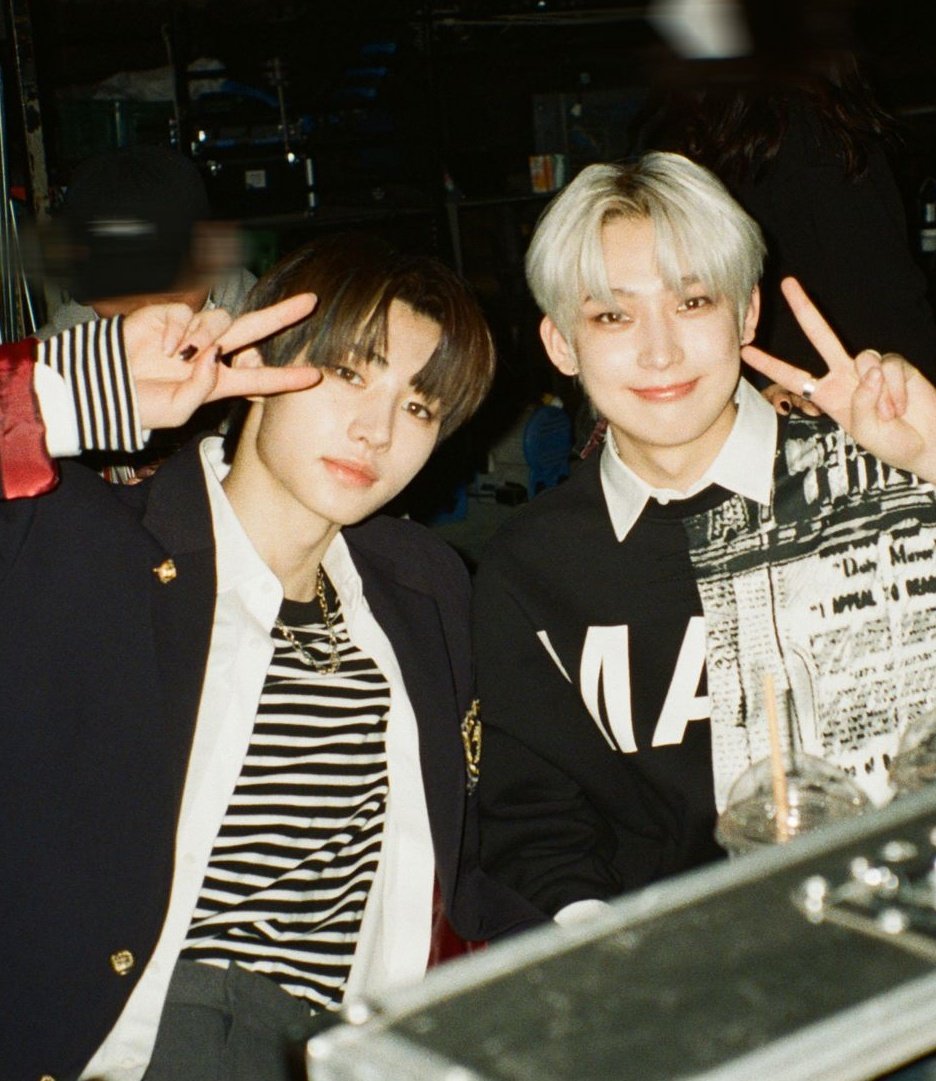 켈 tweet media
