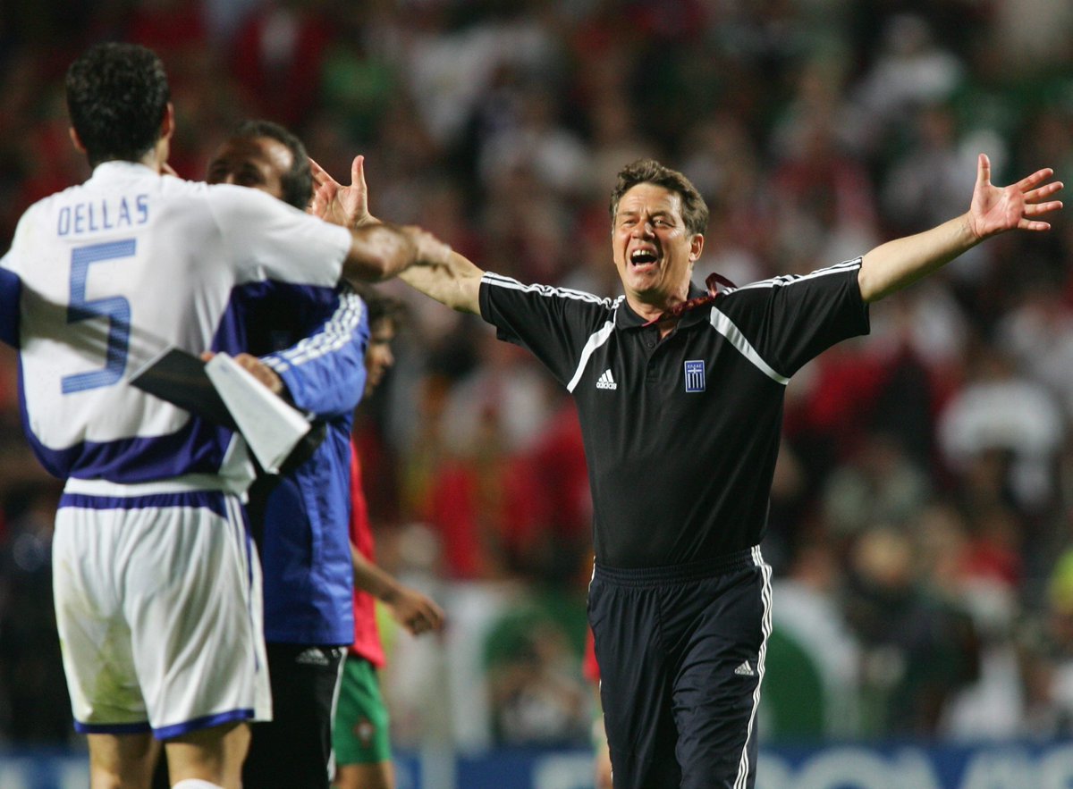 SweeperPod's tweet photo. 🇬🇷🇩🇪 German Otto Rehhagel is the only coach in history to guide a country other than his own to the European Championship title (Greece, 2004). 

He is also the only coach to ever win the German Bundesliga with a promoted club (Kaiserslautern, 1997/98).

The ultimate outsider! https://t.co/lDczlvinoT