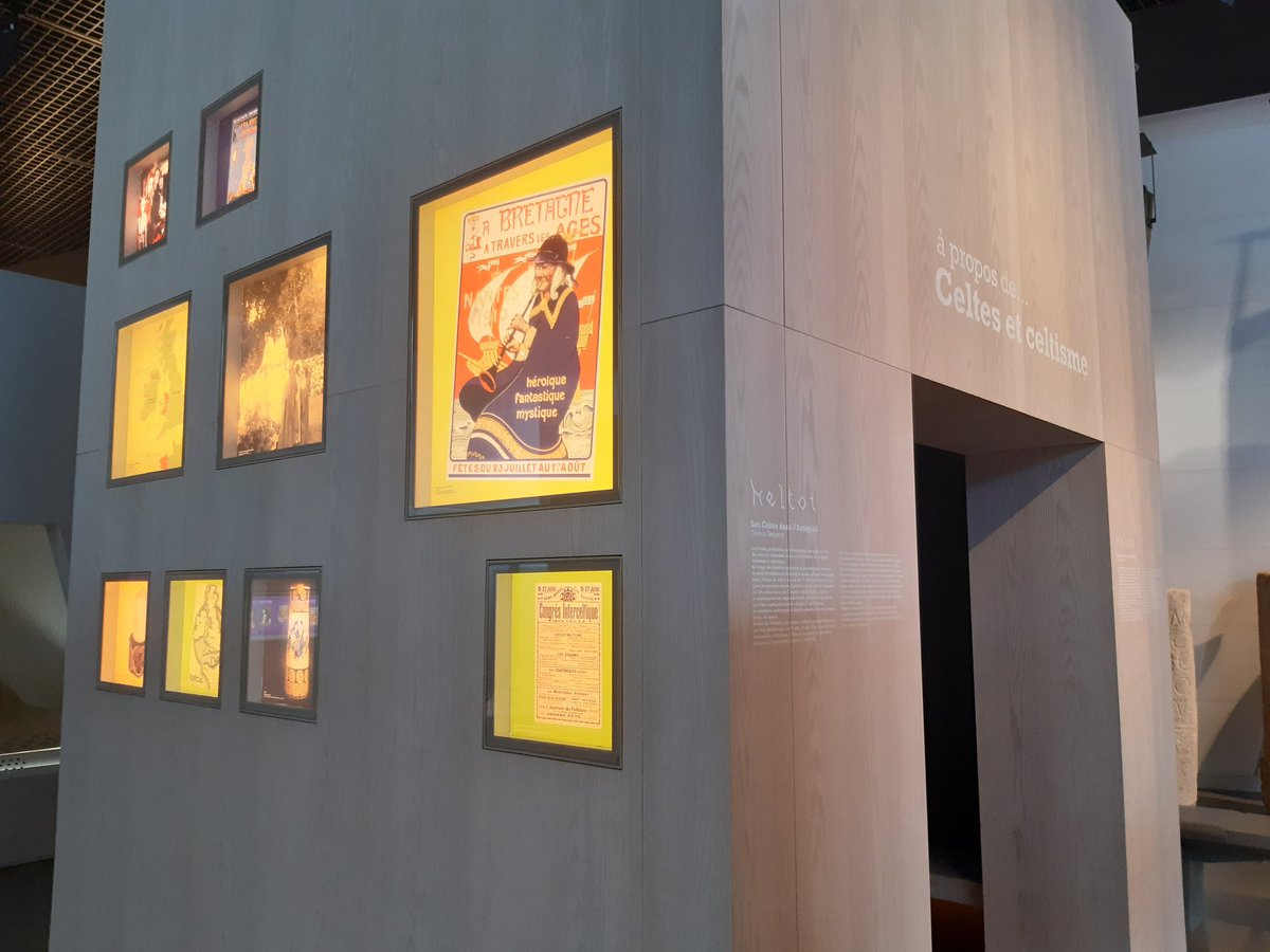 mnlmoreau's tweet photo. Pour ce #jour3  #MuseumWeek2021 il me revient un souvenir de visite avec ma fille (au  @museedebretagne ou @EcomuseeR) 
😀Le médiateur  "Qui peut me dire ce qu'est un druide ?" 
👆Ma fille "un robot" 
🤔  "?"
😁 "Ben oui ! Un droide comme dans #StarWars"

#YeuxDenfantsMW https://t.co/Pt666V5Pya