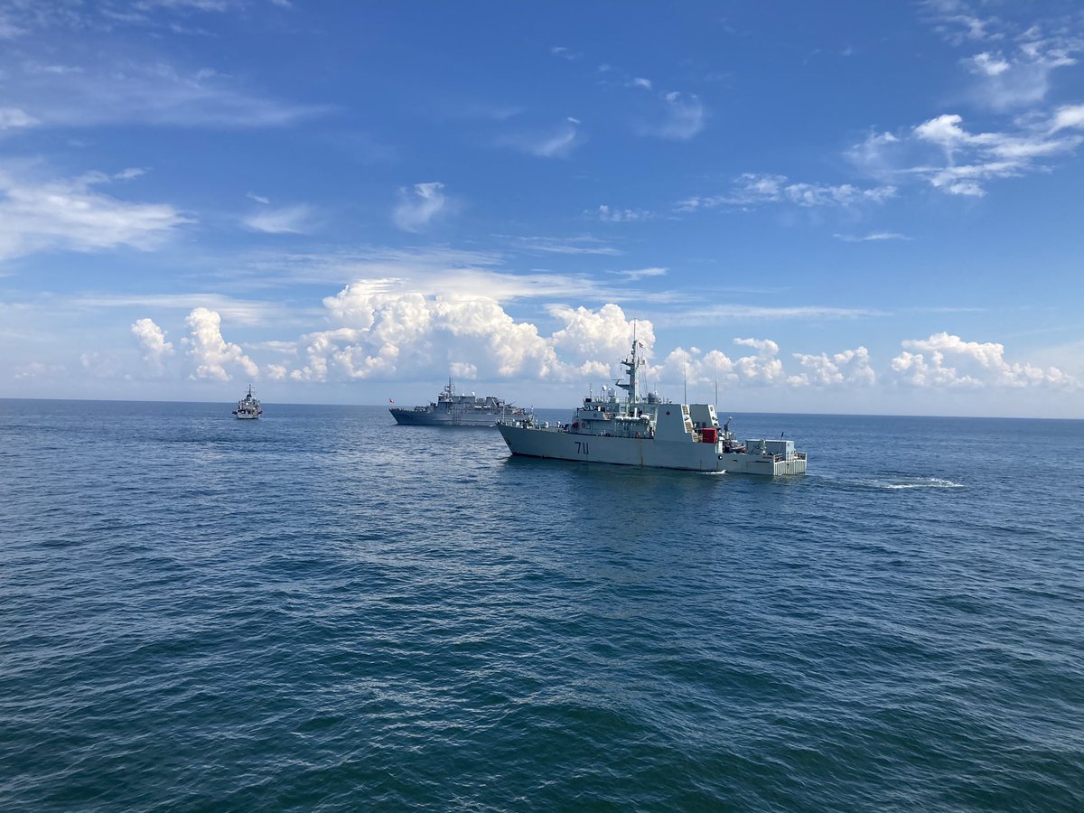 Another great Navy day here on #BALTOPS50!
#HMCSKingston and #HMCSSummerside took part in SAR and mine lead-through exercises. Mulit-ship training like this is invaluable to our teams.

#StrongerTogether
#WeAreNATO

@RCN_MARLANT @RoyalCanNavy 
@SummersideCO @Cmdre_Feltham