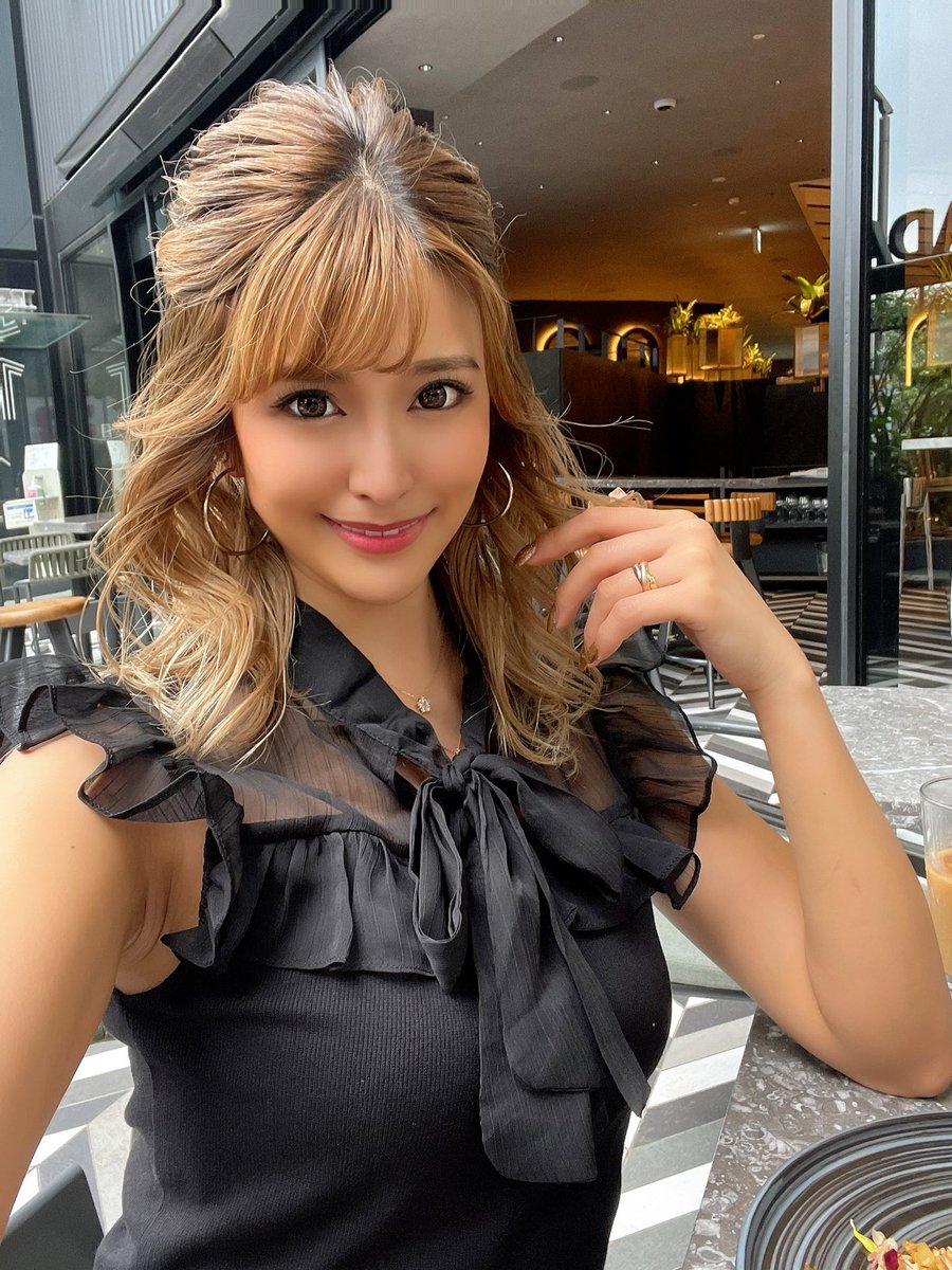 鈴木マリナ Marinasuzuki Twitter