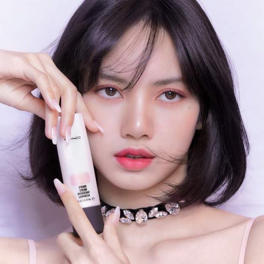 E3bktPiUYAMFE3L?format=jpg&name=medium