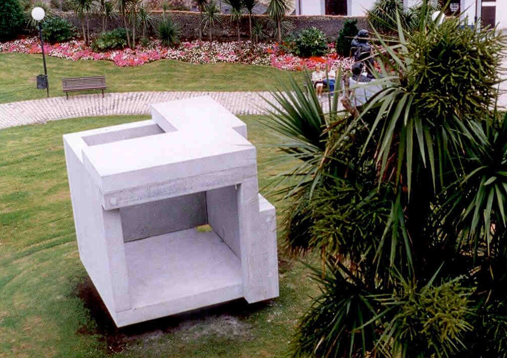MuseoAnton's tweet photo. El viernes 11 a las 19:00, tendrá lugar en el Museo Antón, la conferencia `El Cubo de Amador en Candás : imágenes y palabras acerca de su montaje en 1994´, por el crítico de Arte Francisco Zapico.
Inscripción previa: museoanton@ayto-carreno.es ó por tel 985 87 18 00 https://t.co/FAKLRKsXUd