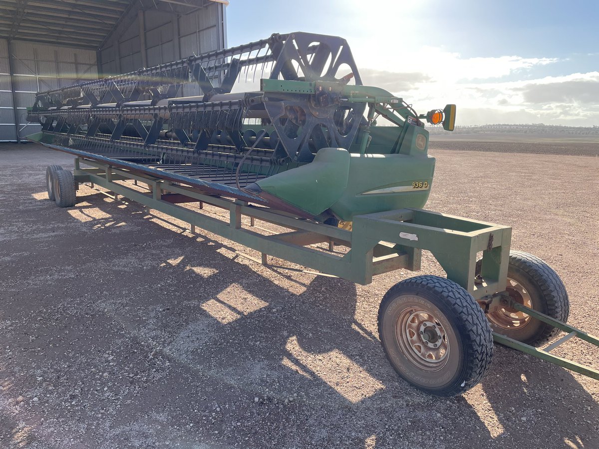 2002 JD 9750 STS   5016 eng hrs. 3682 rotor hrs.  30.5-32 BKT tyres 90% 16.9-26 BKT 85%. Greenstar ready screen and beacon not included in sale. 936D Draper front, cross auger, comb trailer. Good honest machine  60,000 + gst RTW’s appreciated. Ph 0428272209