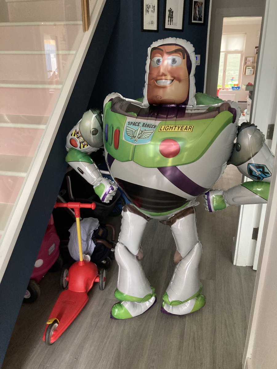 AnyaLeonard13's tweet photo. I asked for a toy story balloon….. #twoinfinityandbeyond https://t.co/8ahcBT49L8