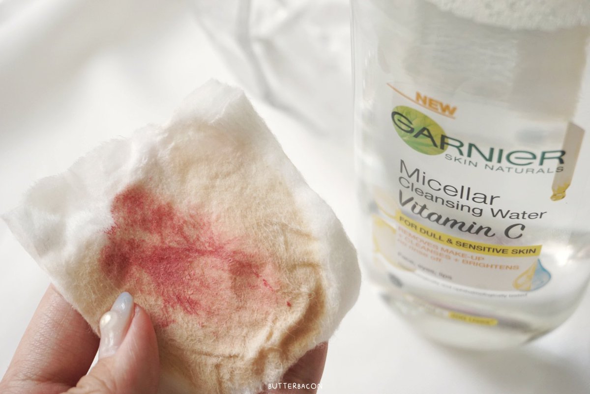 butterxbacon's tweet image. เรียนเชิญ ทาสรัก Garnier Cleansing Water ทุกคน🍋 เขาออกสูตรใหม่อีกแล้วจ้า! เป็นสูตร Vitamin C ช่วยให้ผิวกระจ่างใส ไม่หมองคล้ำ เช็ดสะอาดเหมือนเดิม เพิ่มเติมคือมีบำรุง เหมือนมีสกินแคร์เพิ่มอีก1ตัว #ไว้รีวิวห้ามขายของโว้ยย #ไมเซล่าวิตซี