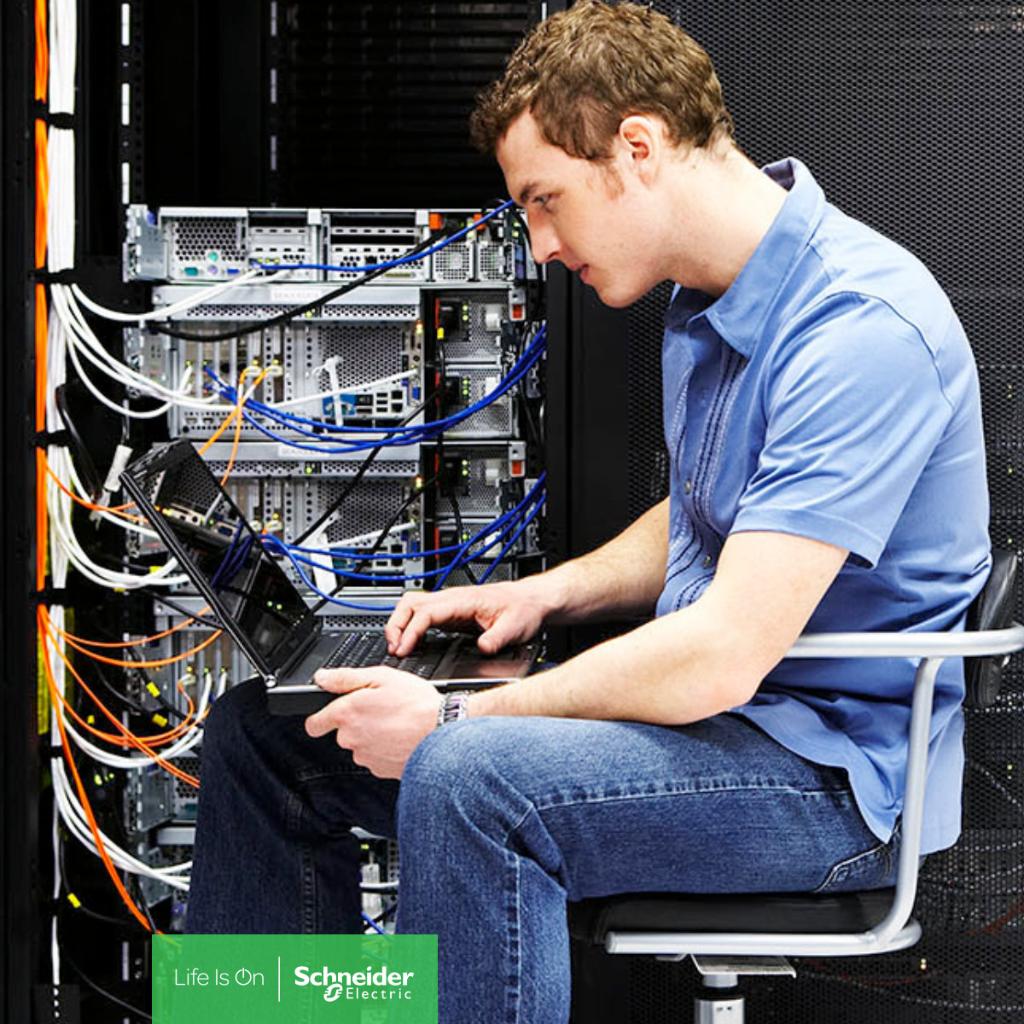 Абонентское обслуживание организаций. Абонентское обслуживание компьютеров и серверов. Поставка компьютерного оборудования. Сервер компании. Абонентское обслуживание компьютеров и серверов.