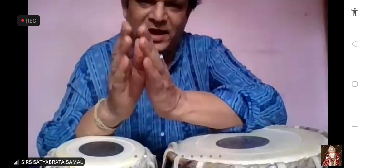 SAI_Edu_In's tweet photo. Drama Percussion, Tabla and Bottle Painting
SAIoneers of Class VIII in first session had the resource persons discussed about different types of Taal in Tabla.
#SummerCampExperts
#SummerFest
#eSummerFiesta
#VirtualSummerCamp
#GlobalOutlookIndianValues
#IndiasNo1School https://t.co/fa9c70mUMb
