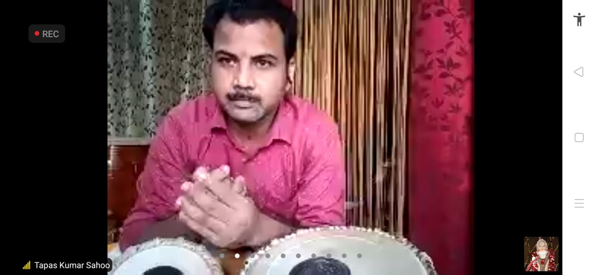 SAI_Edu_In's tweet photo. Drama Percussion, Tabla and Bottle Painting
SAIoneers of Class VIII in first session had the resource persons discussed about different types of Taal in Tabla.
#SummerCampExperts
#SummerFest
#eSummerFiesta
#VirtualSummerCamp
#GlobalOutlookIndianValues
#IndiasNo1School https://t.co/fa9c70mUMb