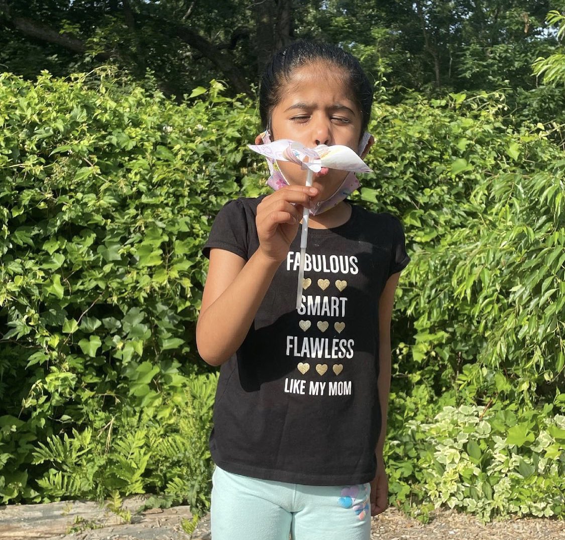 unitycharter's tweet image. Yesterday our K/1 headed out to the garden to test the #pinwheels they made as they learned about wind #energy.  Once they went back inside they took a #virtualtour of a #windfarm to see how energy was converted on a much larger scale #stem @NJPCSA @DrJB__ @Sustain_Motown