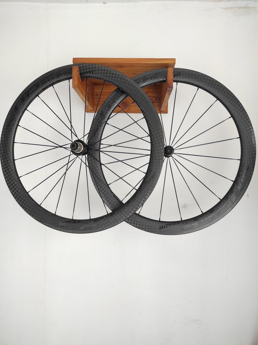 saik_el's tweet photo. For sale superteam carbon wheels 50mm deep. Powerway R13 hub. Shimano freehub - mulus dan bonus swisstop brakepad #fnfjb #frbjb 7.1jt @FnFjb https://t.co/XeHFhaC9h3