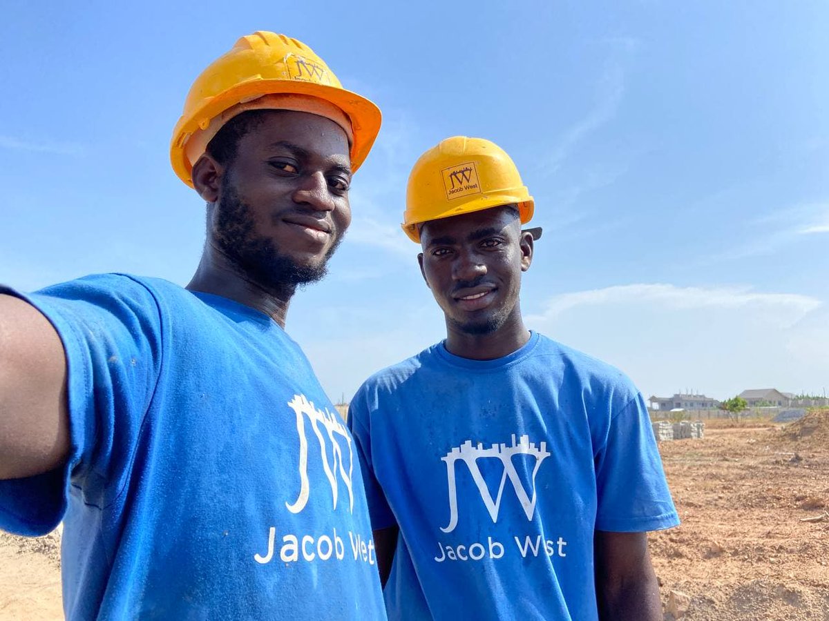 JacobWestGH's tweet photo. Selfie Wednesday is back! Meet some more members of the team 👷🏾‍♂️
#selfie #selfies #team #teamwork #contractor #construction #thenewafricaalreadyexists #behindthescenes #madeinghana🇬🇭 #jacobwest #jacobwestgh https://t.co/TfcXidVR2G