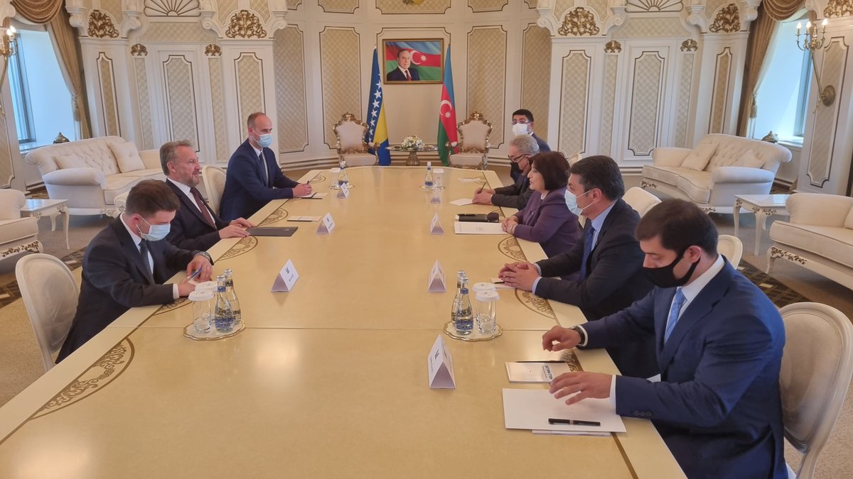 Izetbegovic_B's tweet photo. Sastanak u Bakuu sa predsjednicom Nacionalne skupštine Azerbejdžana @Speaker_Az . Razgovarano o jačanju ekonomske i kulturne saradnje 🇧🇦 i 🇦🇿

Meeting with the Pres. of the National Assembly of Azerbaijan @Speaker_Az . We discussed strengthening economic and cultural cooperation https://t.co/lUIW3e0cZj
