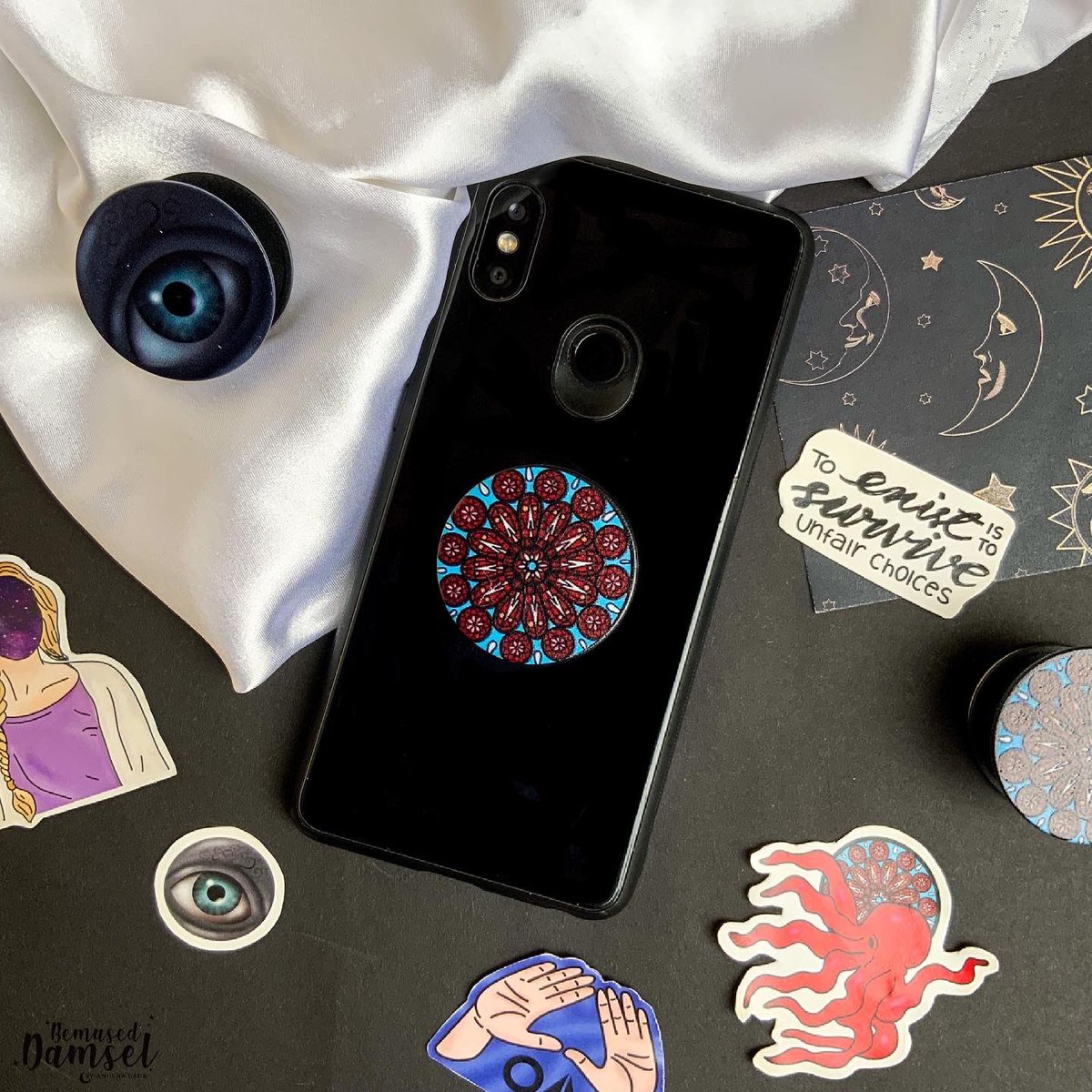 AnushaGaur1's tweet photo. INTRODUCING THE OA POP SOCKETS ✨
1. The rose tinted window
2. Eye keychain
These pop sockets are shipped with a bunch of free stickers, shipping worldwide!
#theoa #theoaisreal #savetheoa #trusttheunknown #followtheoa #sittight #sittightandtrusttheunknown #britmarling https://t.co/ZMQvEAYZJj