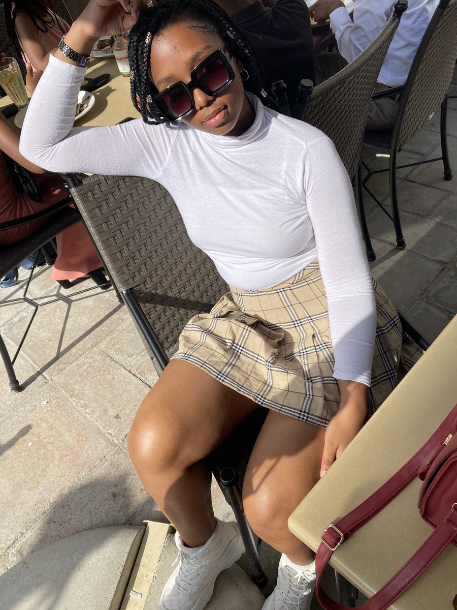 Random photo dump? Yes🖤