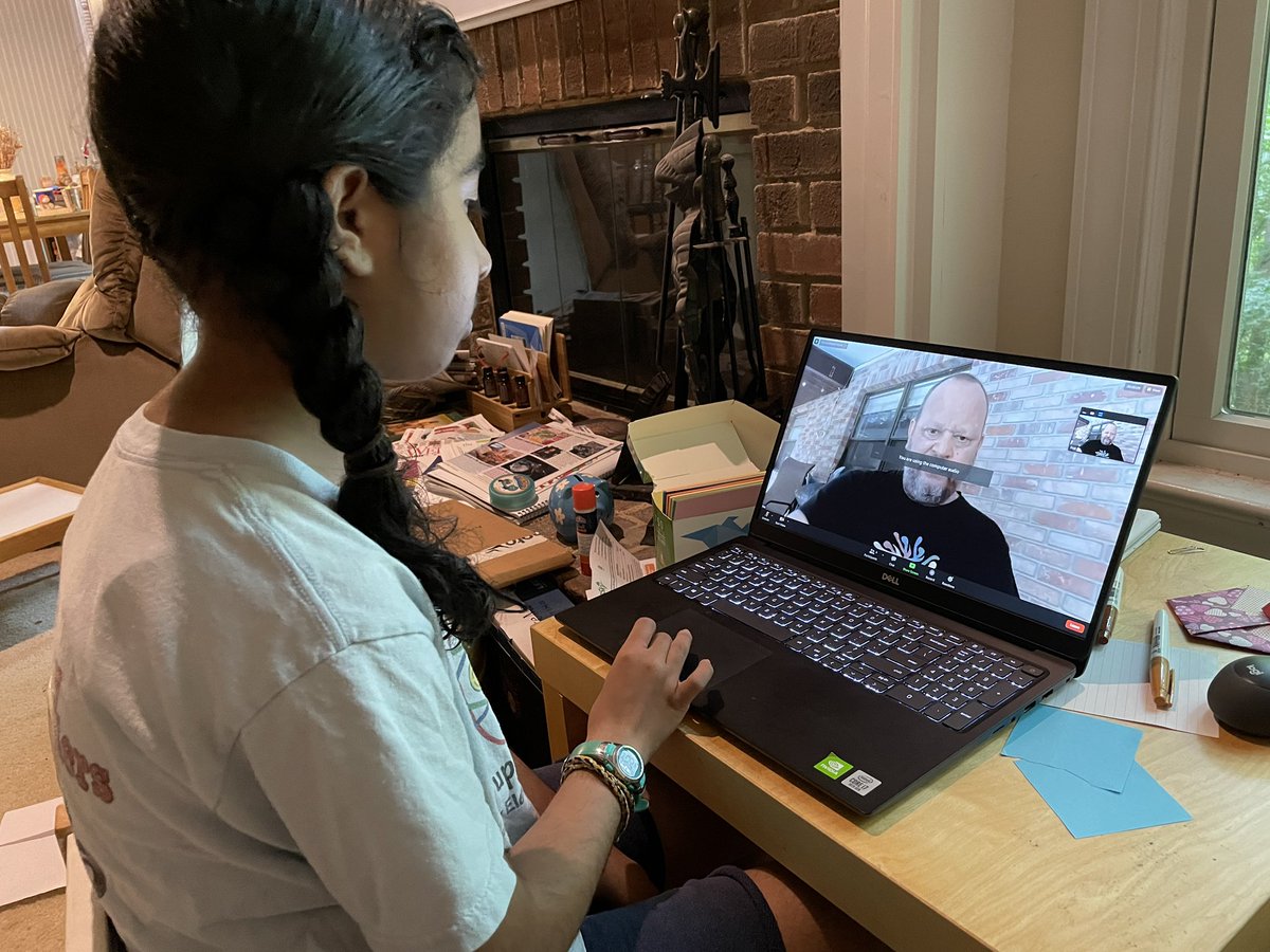 dbarman's tweet image. #sliceOfPi @MoMath1 with Nat Stahl, Chief of Education, starting #mtbos #iteachmath #mathisfun