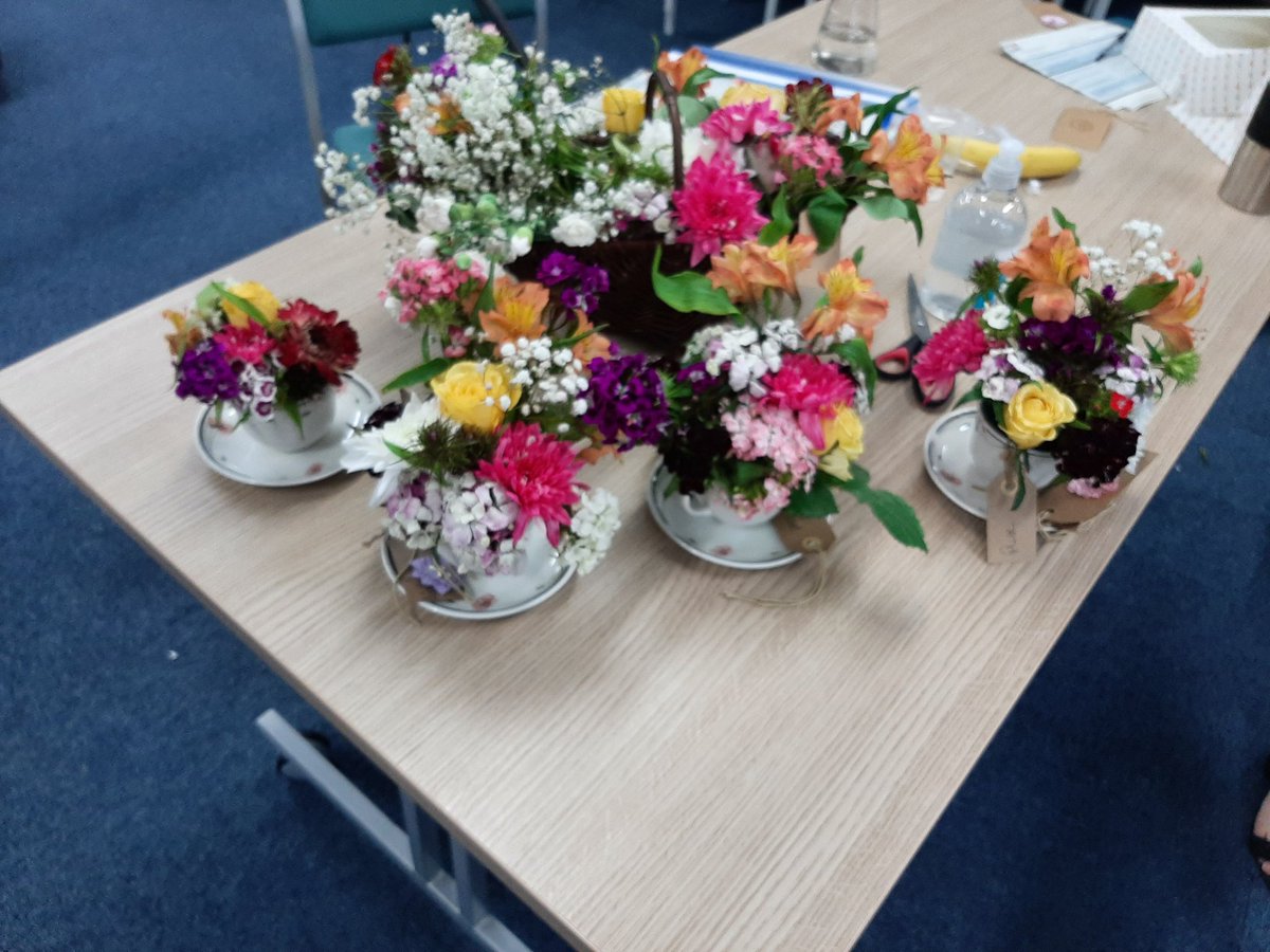 stevenhewittsh1's tweet image. I love Micro Teach day on the Award in Education and Training (AET). The creative and passion our delegates have is inspiring. Yet another way we can truly #flourish @NewcastleHosps @developnuth