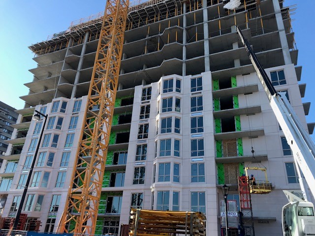 GrippleCanada's tweet photo. Using the time saving, easy to handle Duct Trapeze on this project in Montréal saved the contractor 3 weeks and over $4,000!

Click here to find out how : https://t.co/I4AdI9rGn8

#GrippleCanadaInc #Gripple #Construction #Project #TimeSavingSolutions #CaseStudy #Contractor #HVAC https://t.co/xlABQCp8qa