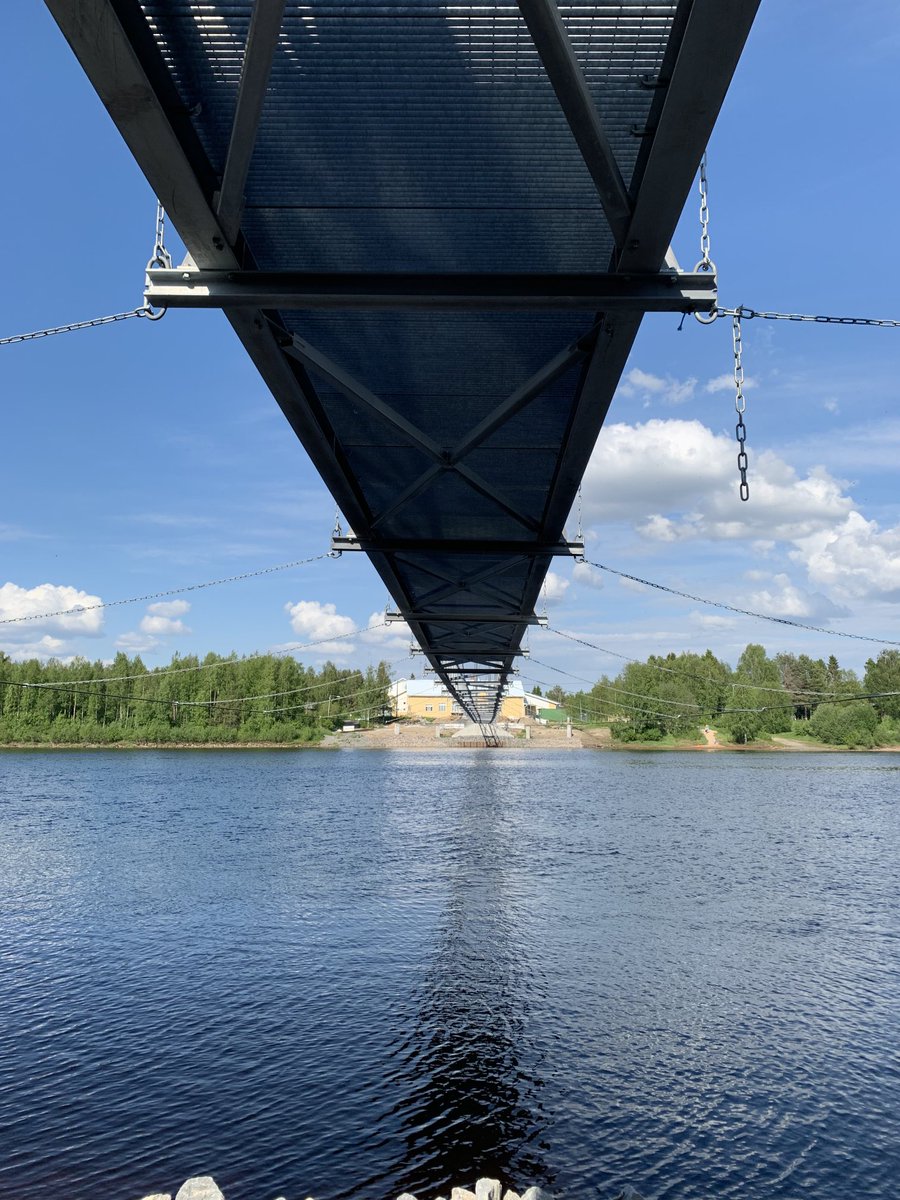 HannuKaisto's tweet image. Pikkuhiljaa valmistuu.👌
#riippusilta #jakkukylänriippusilta #pohjoiseuroopanpisin #jakkukylä #iinkunta 
jakkukyla.fi