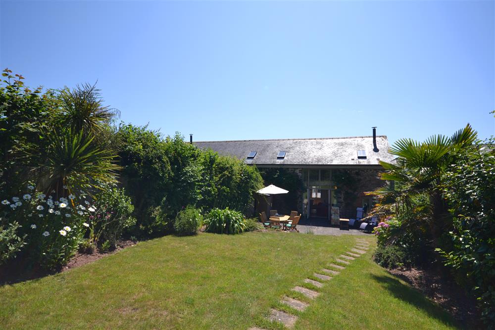 Toad Hall Cottages tweet media