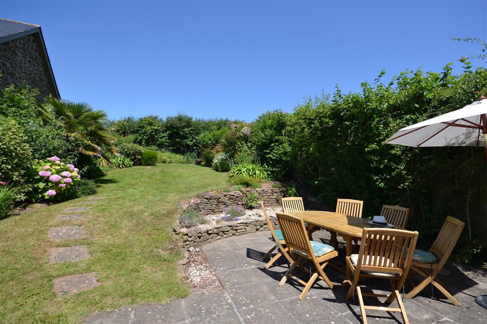 Toad Hall Cottages tweet media