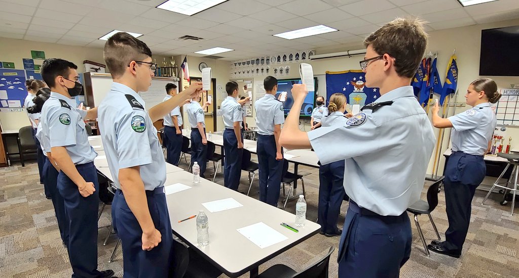 msgtraemhild's tweet photo. AFJROTC TODAY:  AFJROTC Leadership Summer Camp Day #1, Great Job Leaders. Our Corps is in Good hands. #AimHigh #ems-isd #ExcellenceInAllWeDo https://t.co/WEtWYGQlhE