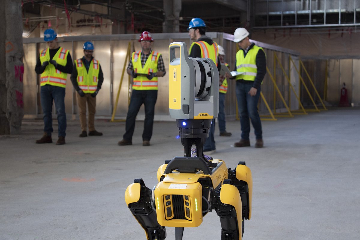 TrimbleBuilding's tweet image. Did you catch Carlos Crespo&apos;s, from @ACCIONA, keynote at #ENRFutureTech on Robotics? We were loving his step by step plan on how they were bringing #robotics combined with #3Dscanning to the construction site. How would you use Robotics on your site?
@BostonDynamics @ENRnews