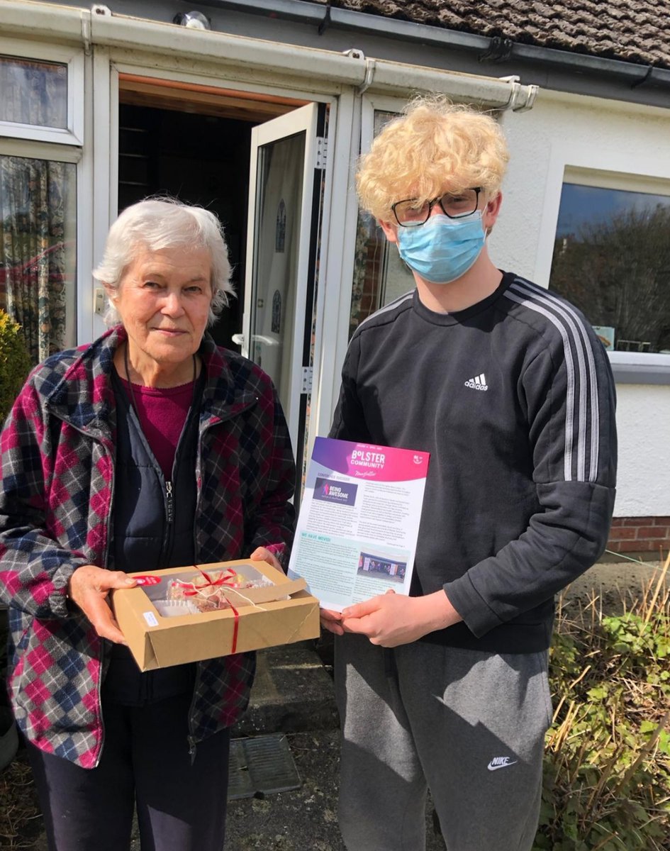 BolsterCom's tweet photo. ✨Youth Upfront visited 500 elderly members of our community and delivered treat boxes for their afternoon tea.

The young people loved looking out for older people &amp; gained respect for the people who do this every day✨

Thank you to Carers everywhere🧡 
#CarersWeek https://t.co/WDeuUdNgAk