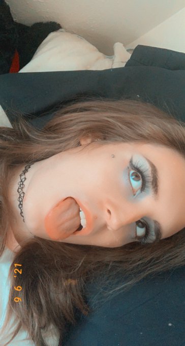 good morning twitter 🖤 https://t.co/BLxqSxHVu2<a href="/tag/trap"class="tags"><span>#trap</span></a><a href="/tag/transgender"class="tags"><span>#transgender</span></a><a href="/tag/sissy"class="tags"><span>#sissy</span></a><a href="/tag/trans"class="tags"><span>#trans</span></a><a href="/tag/transgirl"class="tags"><span>#transgirl</span></a>