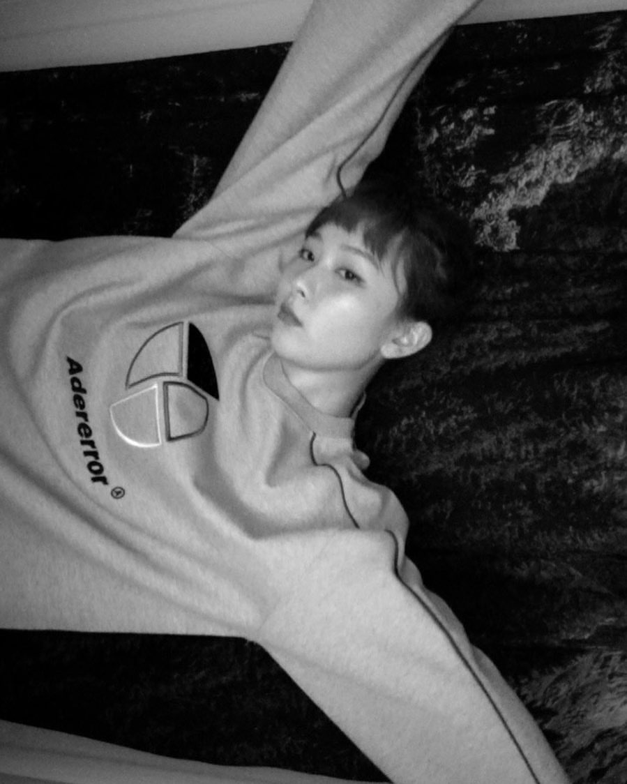 KSGUpdates's tweet photo. 210610 IG

ADER
Origin Line
Og; Slice @4211 - Grey
$266.61
https://t.co/W6u4YO1FA1

#슬기 #SEULGI @RVsmtown https://t.co/ZIxGDuG36C