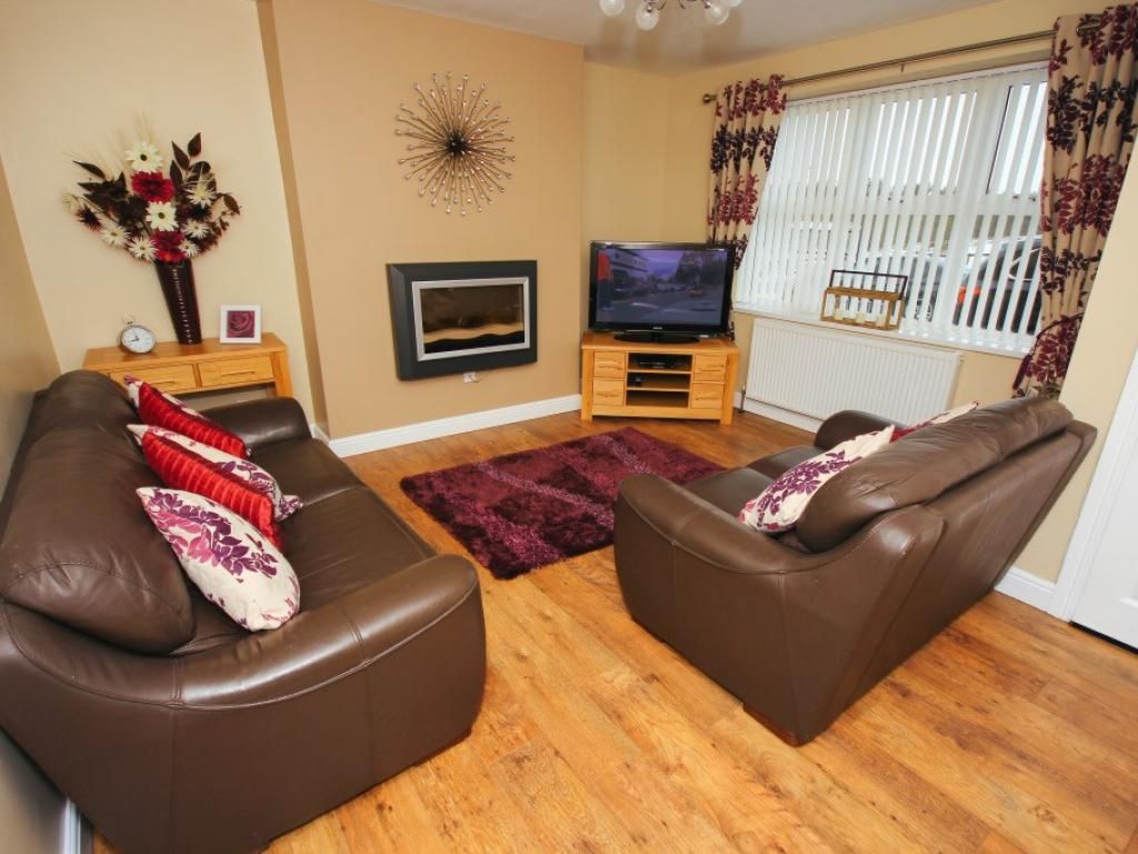 TheHolidayCots's tweet photo. Colliery Cottage is available for a 3-night break from 20th – 23rd June, priced at just £250! There are lots of fun days out to enjoy nearby, including the Beamish Museum & Durham Cathedral.
🛏️ Sleeps 1-4
https://t.co/R9ZNERHOfR
#CornsayColliery #Durham #LastMinuteBreak https://t.co/DVX8hhD48c