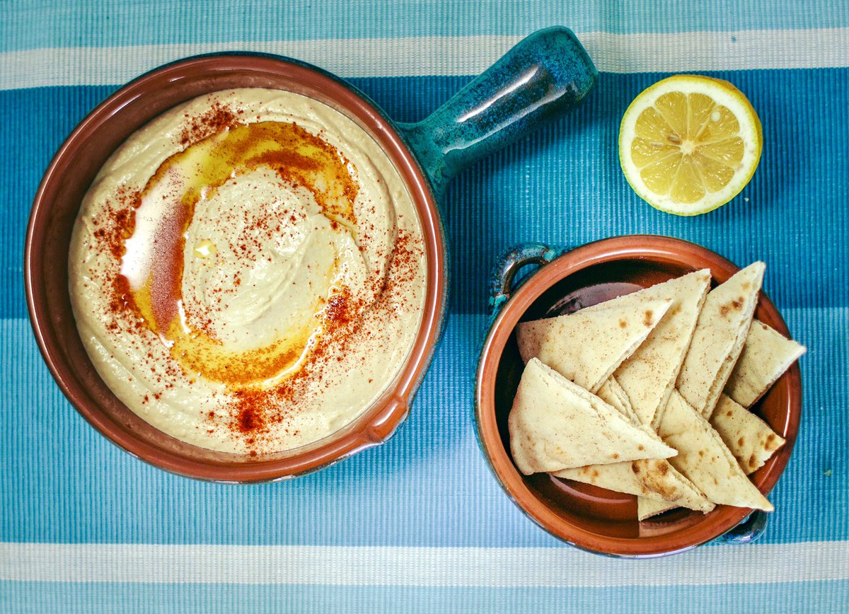 We promise to never put strawberries or pineapple in our hummus 😌