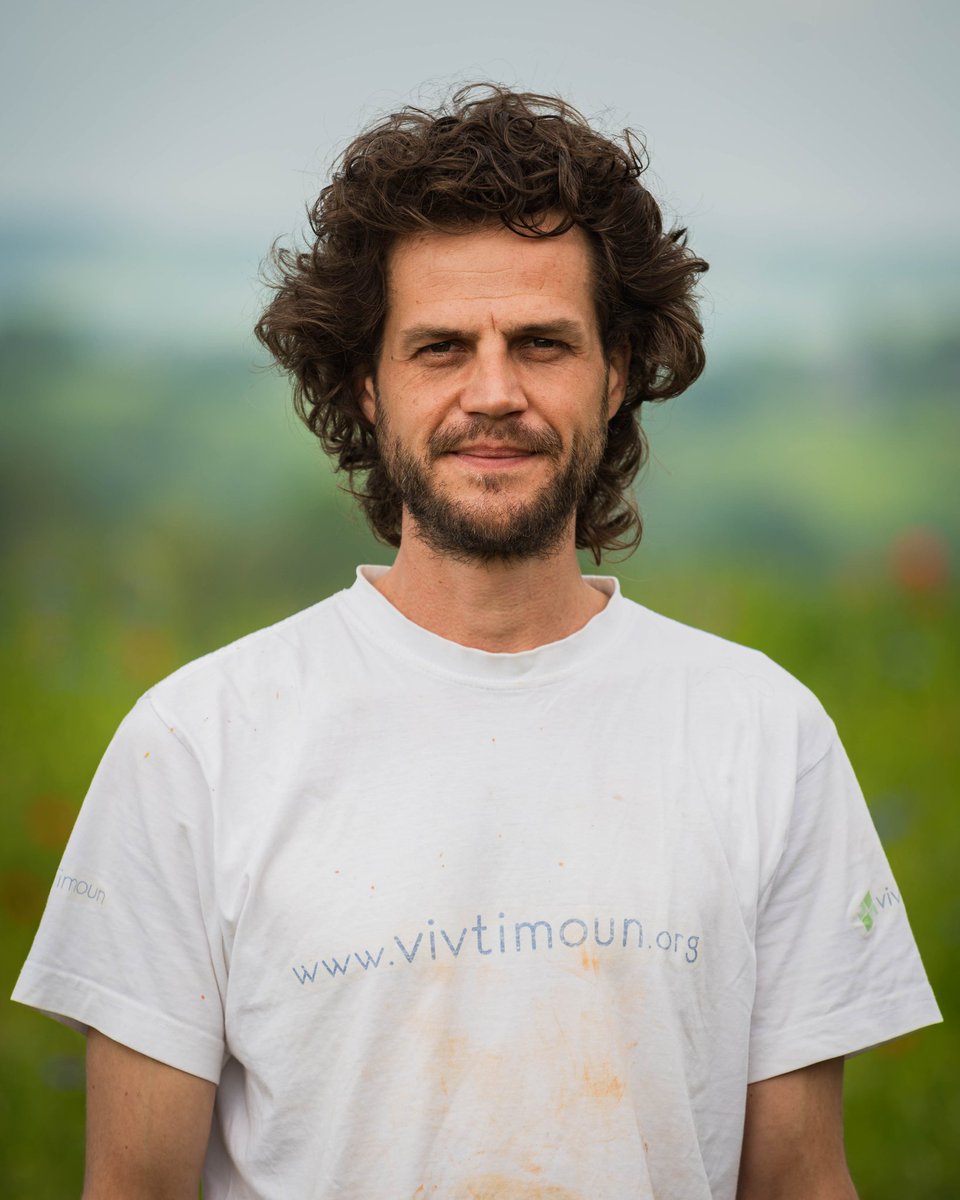 Josse_VD's tweet photo. Dit is Frederic. Hij is een fotograaf, documentairemaker en trotse Oost-Belg. Wil je Frederic beter leren kennen? Volg dan vooral onze #ODG2021Ostbelgien https://t.co/XHzNKyAkeg