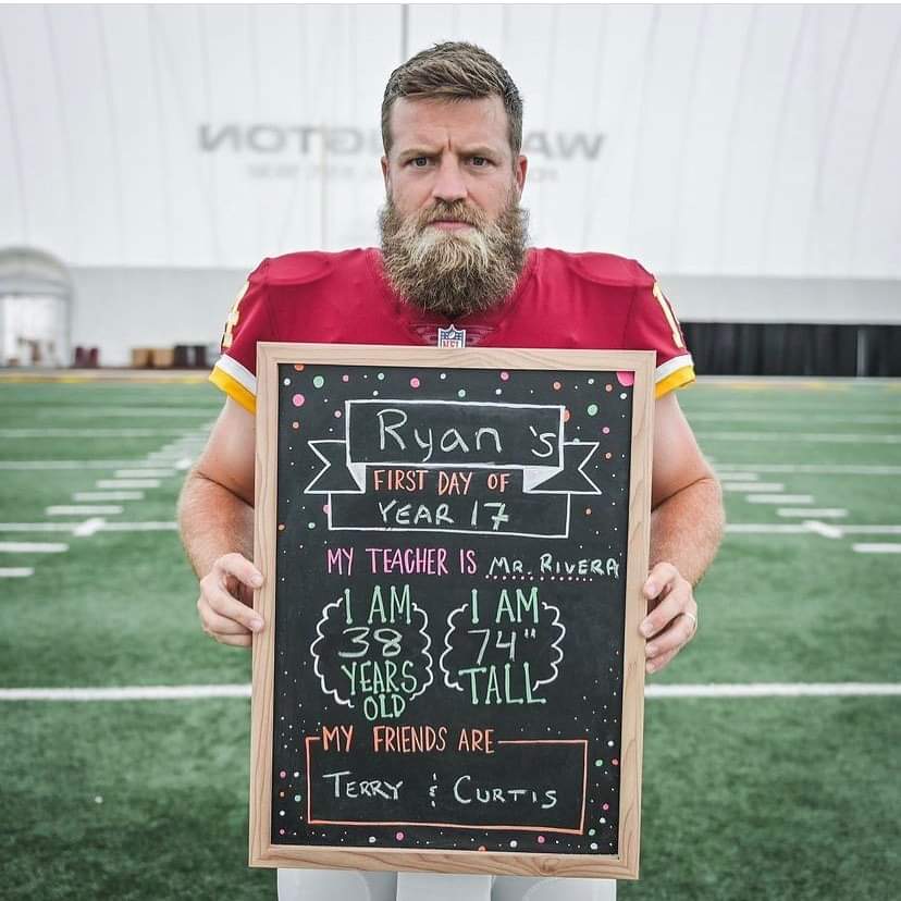 schrayguy's tweet image. This has to be the best tweet I&apos;ve ever seen from a pro sports franchise. Hats off to the brilliant @WashingtonNFL 

#WashingtonFootball #Fitzmagic #NFL #NFLTwitter #Touchdown