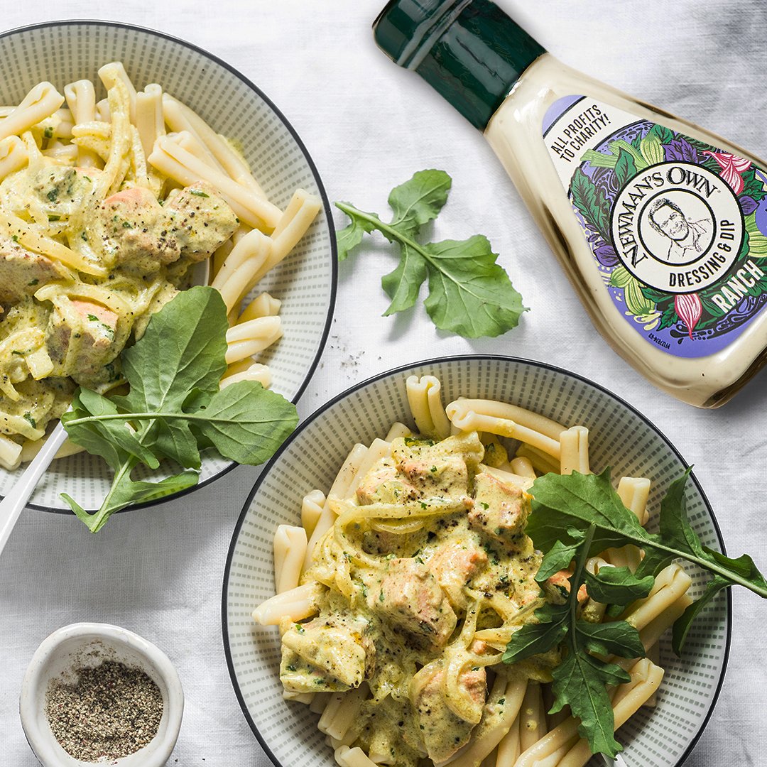 Smokey salmon pasta marinated in a sweet, creamy Ranch Dressing?

We dare you to name a combo more mouth-watering.

A delicious alternative to the classic crème fraîche recipe, a dash of Newman's Own is all it takes to put a saucy spin on mid-week lunches.