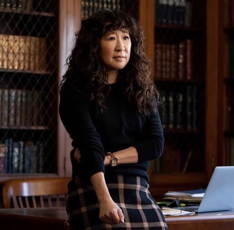 brsandraoh's tweet photo. O cabelinho 🥰😍 
#SandraOh | #TheChair 
By: @/sandraononline no ig https://t.co/RoZyghFDOB