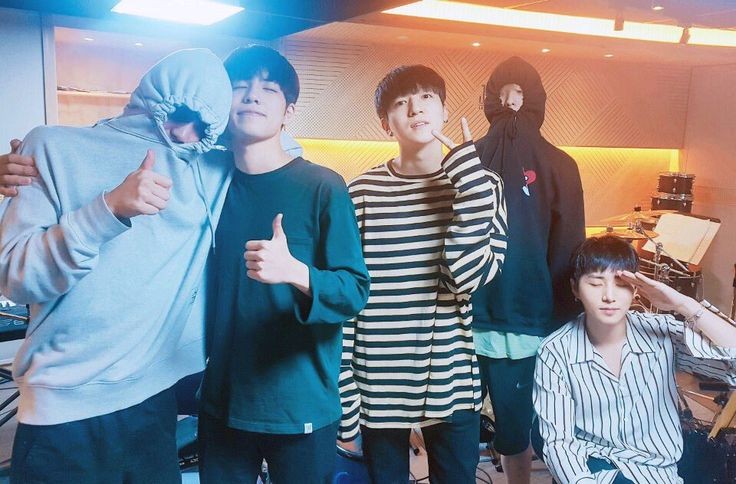 tomhollano1996's tweet photo. Happy one year old to my one and only gang, @sixdemoncorps. 🎉
Thank you for all the memories you guys have given to me through your weird and lame jokes, the stoeries you've shared to me, the encouraging words you've sent to me when I needed it the mostㅡ https://t.co/xMhfcNvmy7