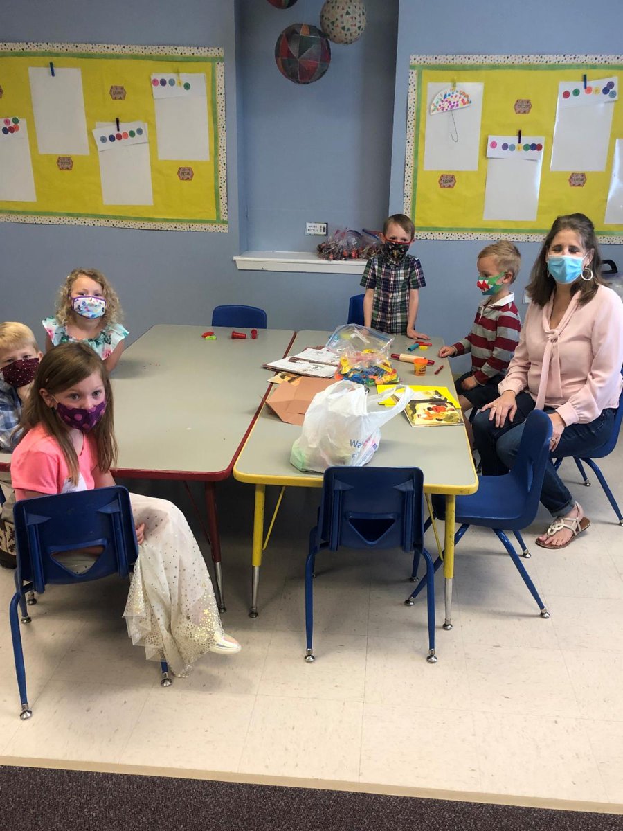 firstfrisco's tweet photo. Children's Ministry Updates https://t.co/r6jcRIdGYZ https://t.co/k8hdLHnumB