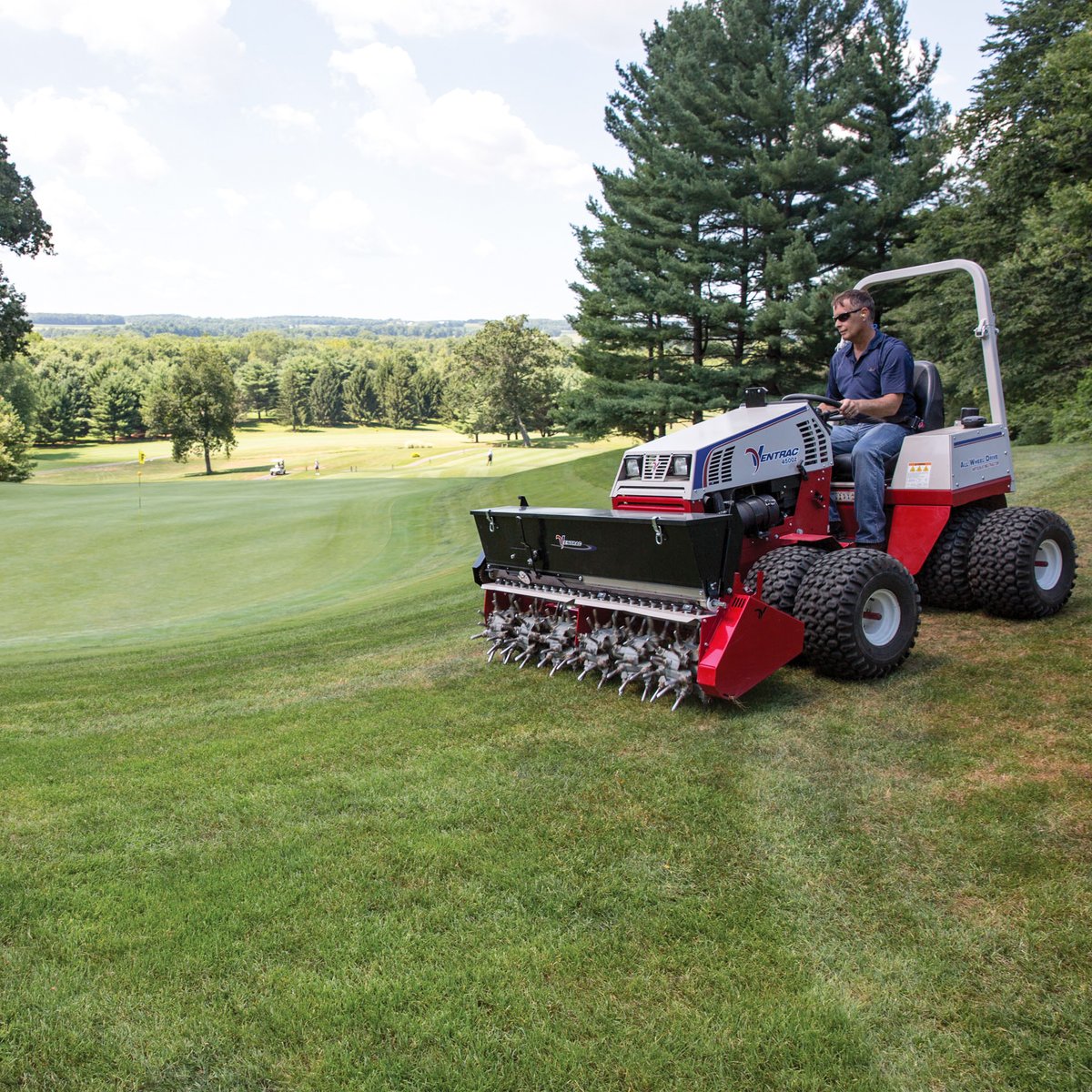 ventrac's tweet photo. Stir, loosen, and fracture the soil beneath the sod, while leaving the turf in pristine condition.  

#greenkeeping #turfmanagement #Ventrac https://t.co/vNP0kNvlxb
