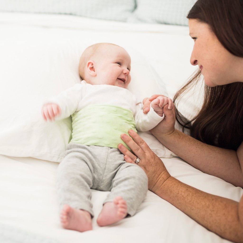 #Parenthood challenge can easily be overcome with the help of Happi Tummi Honeydew Green Plush Waistband &amp; #Herbal Pouch! Join many happy parents who have learned the #Miracle of Happi Tummi. Order now! bit.ly/2Slkbh8 #baby #calm #love #Growth #gas #holistic #relief