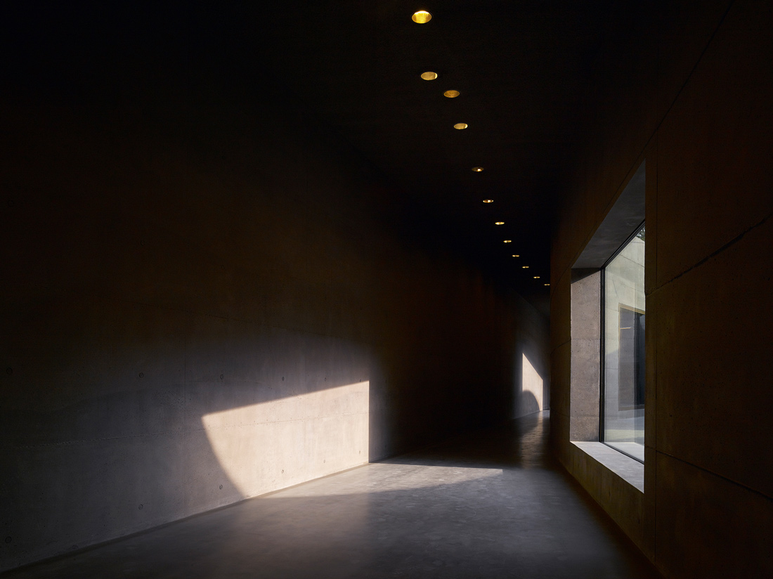 urbannext_net's tweet image. #LandformDesign #Project
#Museum #Fort #Vechten by 
Studio #Anne #Holtrop 

&quot;Through the #elevations of the two #courtyards, light reaches the #underground #interiors.&quot;

urbannext.net/museum-fort-ve…
