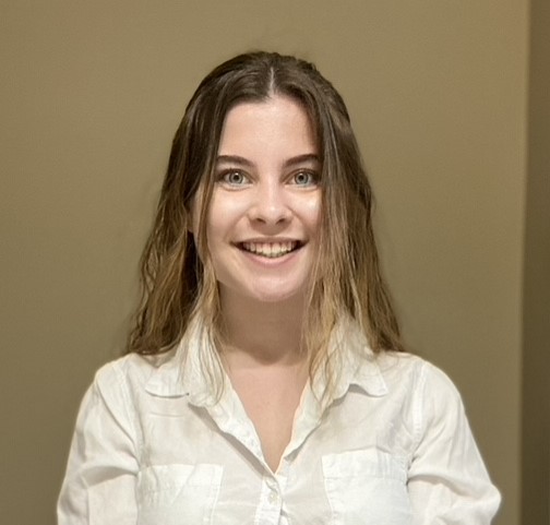 BCSDNOTES's tweet photo. Congratulations to @foxlanepride's Erin Blake! 🎉 Erin was named a National Merit Scholarship winner.

She will be attending Indiana University Bloomington next year and studying at the Jacobs School of Music. In 10 years, she hopes to be writing music for video games. #BCSDpride https://t.co/Qz9BEBlN0Q