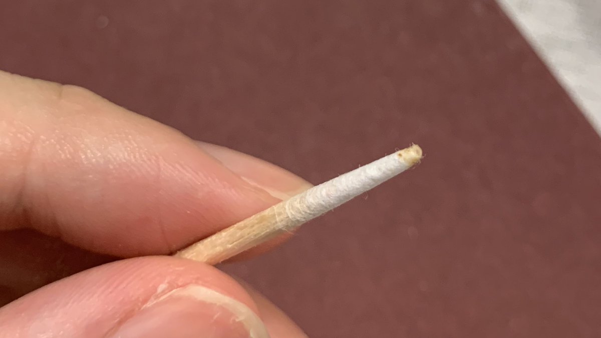 ชุดทำความสะอาด airpod ของ shopsi.official คือครบมาก มีทั้งผ้าเปียกผ้าแห้ง ผ้า micro fiber cotton swab ไว้ทำความสะอาดตามซอกเล็กๆ และ brush สะอาดปิ๊งในราคา 159 บาท ทำความสะอาดได้ถึง 8 ครั้ง และยังมีเคสรุ่นไหมที่ไม่ใช่ silicone อีกต่อไป หมดปัญหาเคสเหลือง