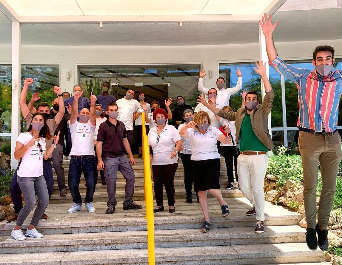 MeliaCareers's tweet photo. So happy 😁😁 to announce the opening of #InnsideCalaBlanca! Our team is exciting for welcoming you! 🤗When are you coming?🔝🙌🏻🔝🙌🏻 #WeAreMelia @INNSiDECala https://t.co/vA3pL9n0YA