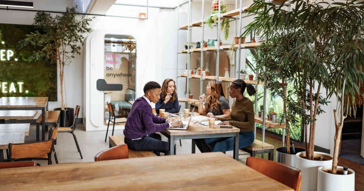 growwithco's tweet image. Before launching your business, you’ll need to have a strong financial foundation. Here are 6 business financing options, from our #Startup2021 series. #financing #startupcosts buff.ly/3zaWuZt