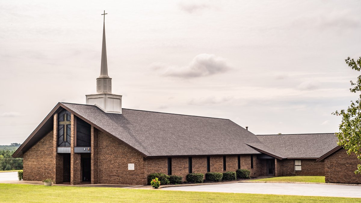 guyroofing's tweet image. HAPPY NATIONAL ROOFING WEEK!! Excited to spend a whole week of celebrating all things ROOFING; swipe to see Guy Roofing’s #signatureprojects