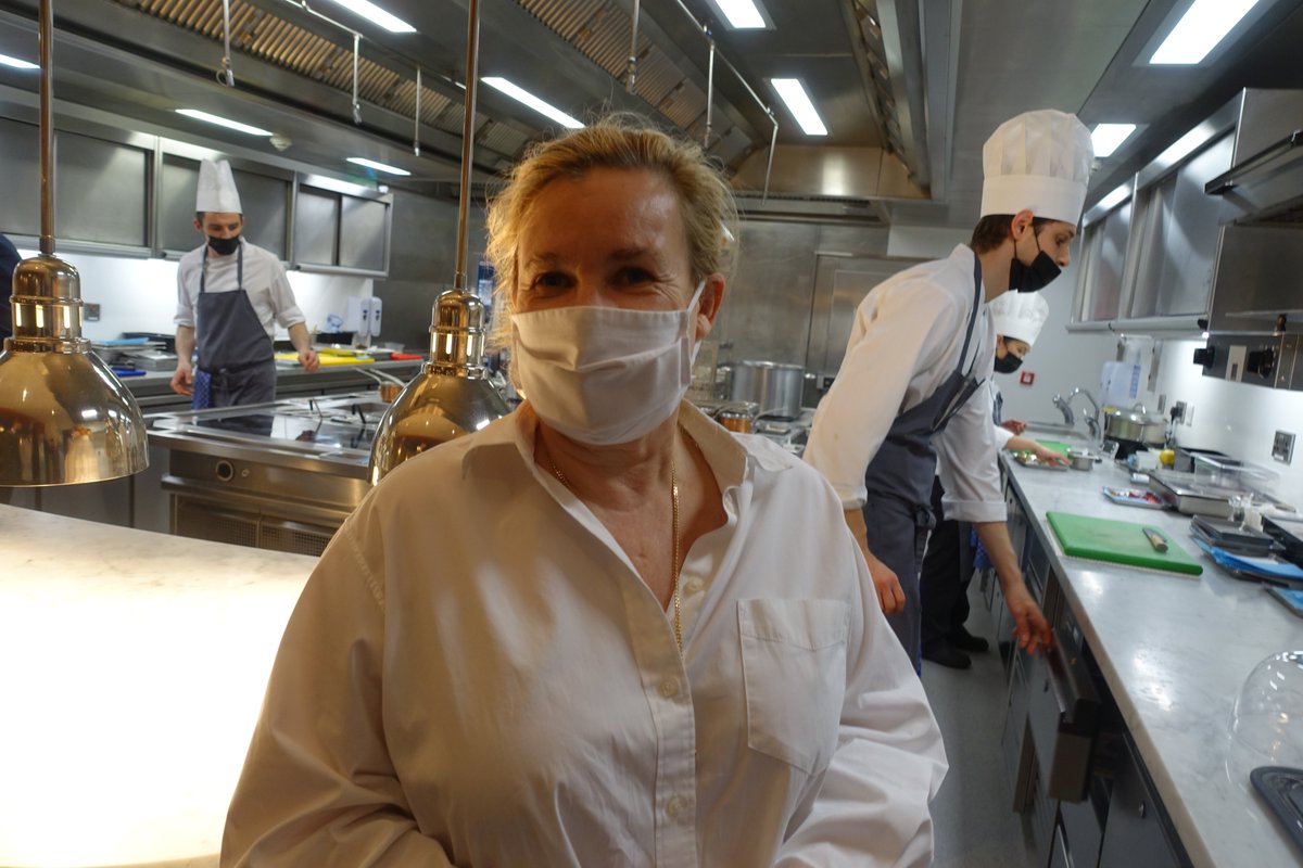 My thoughts on 3 star Michelin Helene Darroze at the Connaught.  andyhayler.com/restaurant/hel…