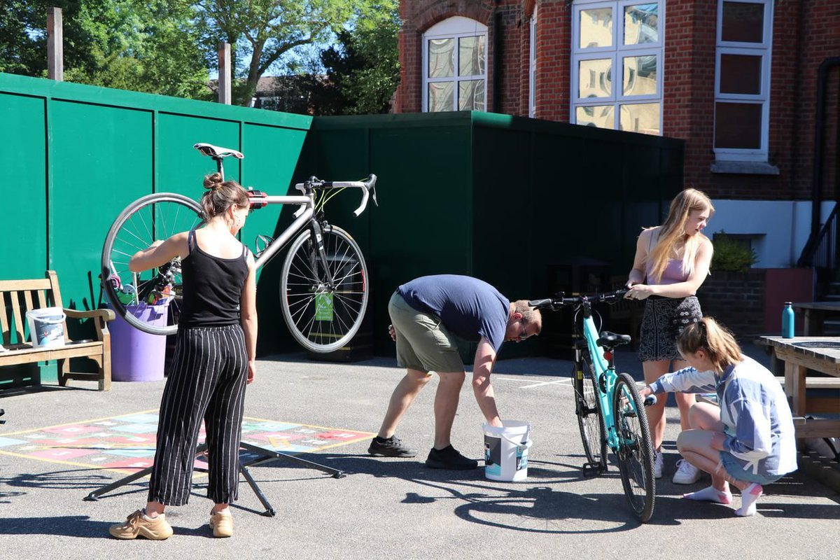 This morning some of our Y13s have been enjoying a session on bike maintenance. Thanks Mr Richardson for volunteering to run this! #InspireWHS #Year13WHS @WimbledonHigh @sustrans @lovewimbledon @ClimateMerton @CompSci_WHS