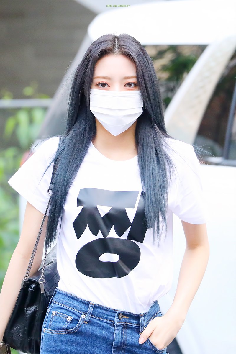 210609 신유나? "짱"
#있지 #ITZY #유나 #YUNA